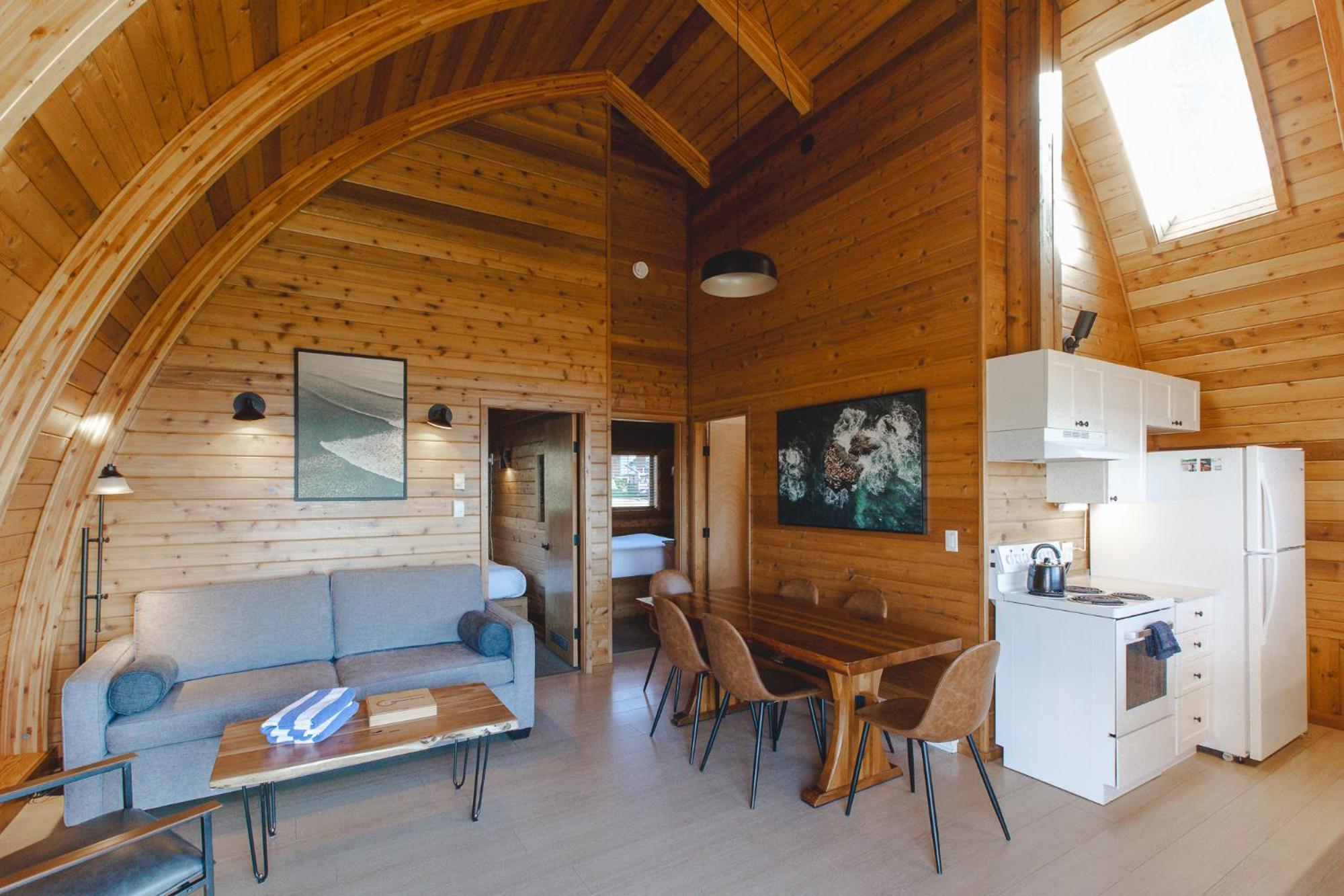 Ocean Village Resort Tofino Exterior photo